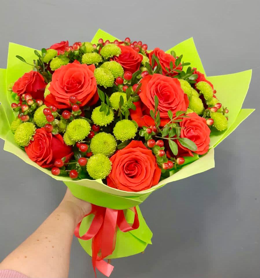 Букет цветов из: Хризантемы и Розы в Кильмези