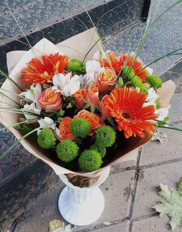 Букет цветов из: Герберы, Хризантемы, Альстромерии и Розы в Кильмези