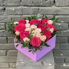 Цветочная композиция из Розы в коробке #REPLACE_PRED# Кильмези