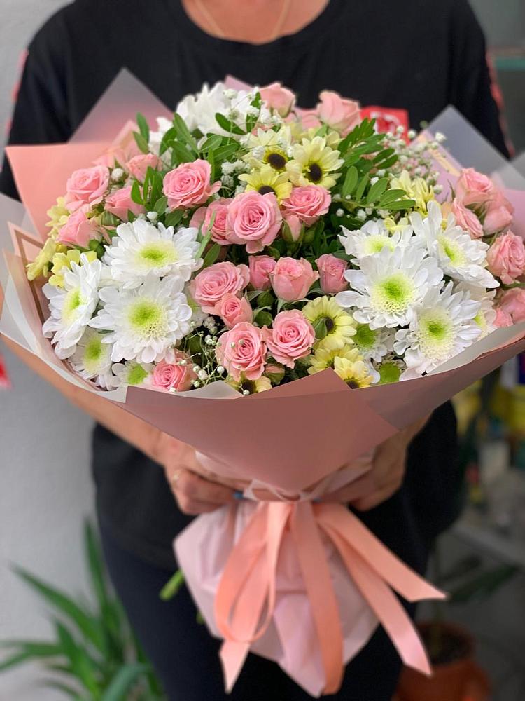 Букет цветов из: Розы и Хризантемы в Кильмези