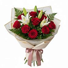 Букет цветов из:  Лилии и Розы в Кильмези