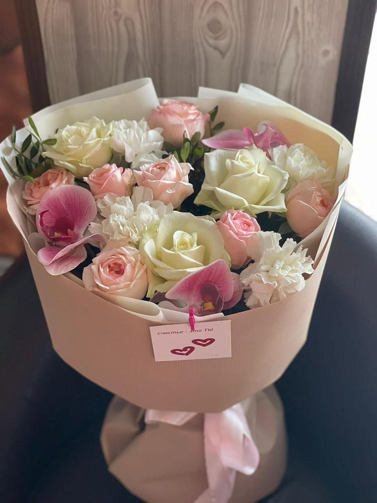 Букет цветов из: Орхидеи, Розы и Гвоздики в Кильмези