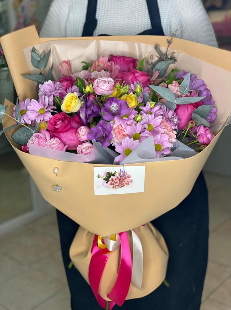 Букет цветов из: Хризантемы, Гвоздики и Альстромерии в Кильмези