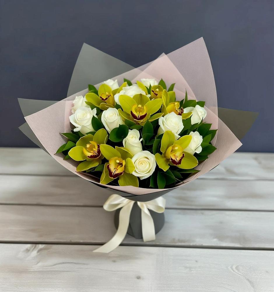 Букет цветов из: Орхидеи и Розы в Кильмези