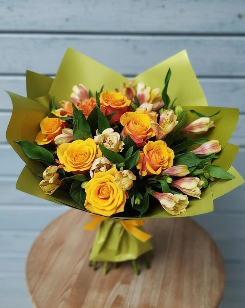 Букет цветов из: Альстромерии и Розы в Кильмези