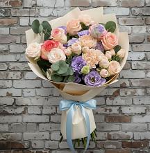 Букет цветов из:  Розы, Лизиантусы и Гвоздики #REPLACE_PRED# Кильмези